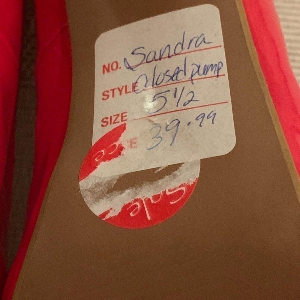 Shoes - Picture 6 of 8